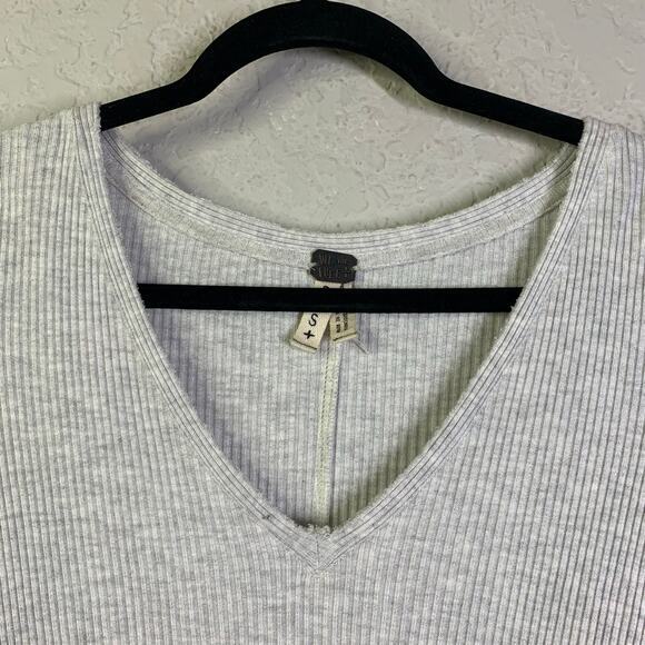 WE THE FREE PEOPLE Top Blouse Ribbed Thermal V-Neck Peplum Full Side Slits SM - Picture 3 of 14